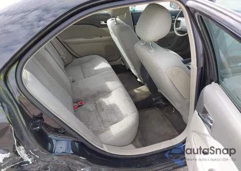 2010 Ford Fusion S z USA, uszkodzony, nr VIN 3FAHP0GA7AR431956